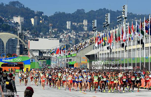 Runners compete in the Women's Marathon on Day 9 of the Rio 2016 Olympic Games at the Sambodromo on August 14, 2016 in Rio de Janeiro, Brazil.