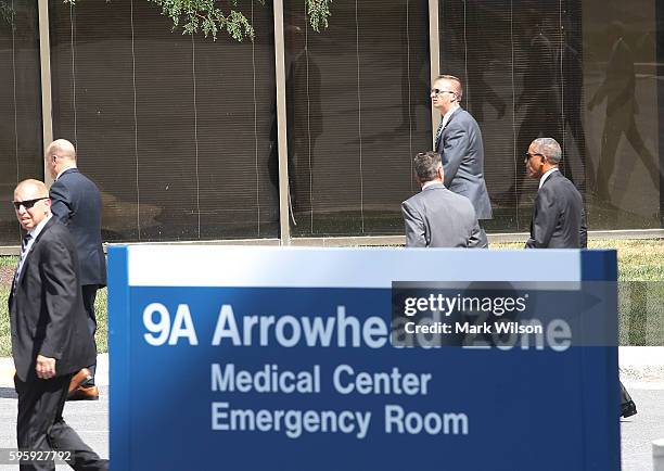 President Barack Obama , arrives at Walter Reed National Medical Center August 26, 2016 in Bethesda, Marland. President Obama is visiting with...