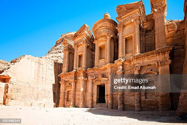 el deir (the monastery), petra, jordan - al deir temple stock pictures, royalty-free photos & images