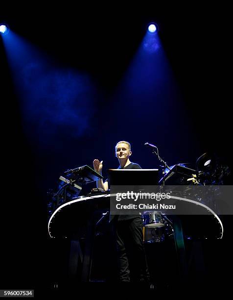 Guy Lawrence of Disclosure performs at Richfield Avenue on August 26, 2016 in Reading, England.