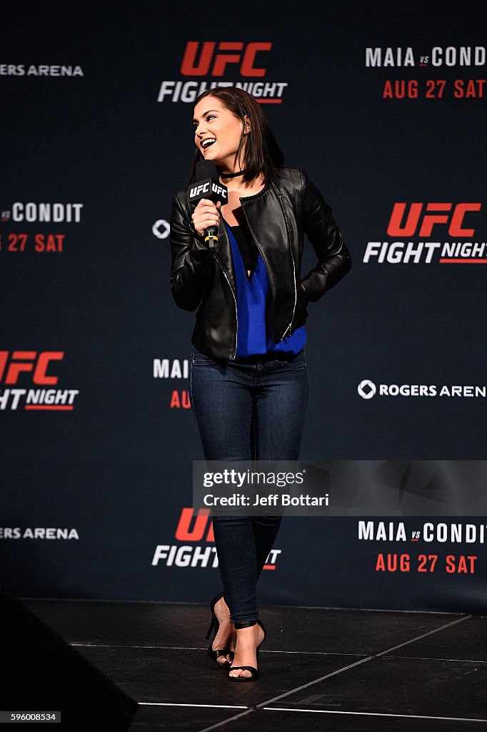 Ufc Reporter UFC host and reporter Megan Olivi interacts with fans during a Q&A ...