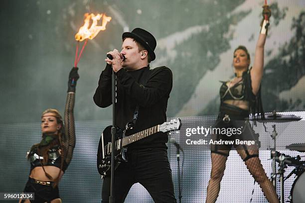 Patrick Stump of Fall Out Boy performs on the Main Stage during day 1 of Leeds Festival 2016 at Bramham Park on August 26, 2016 in Leeds, England.