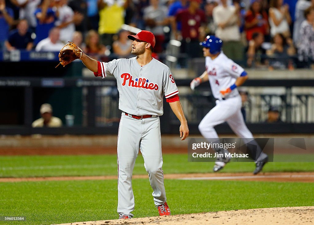 Philadelphia Phillies v New York Mets