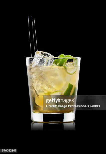 ipanema (non-alcoholic drink made with lime juice, brown sugar) - caipirinha stock pictures, royalty-free photos & images