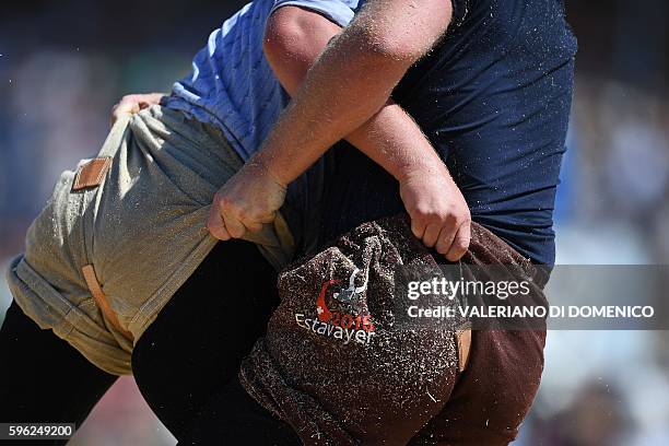 Fight Top View 75 Wrestling Ring Top View Stock Photos, High-Res Pictures, and Images ...