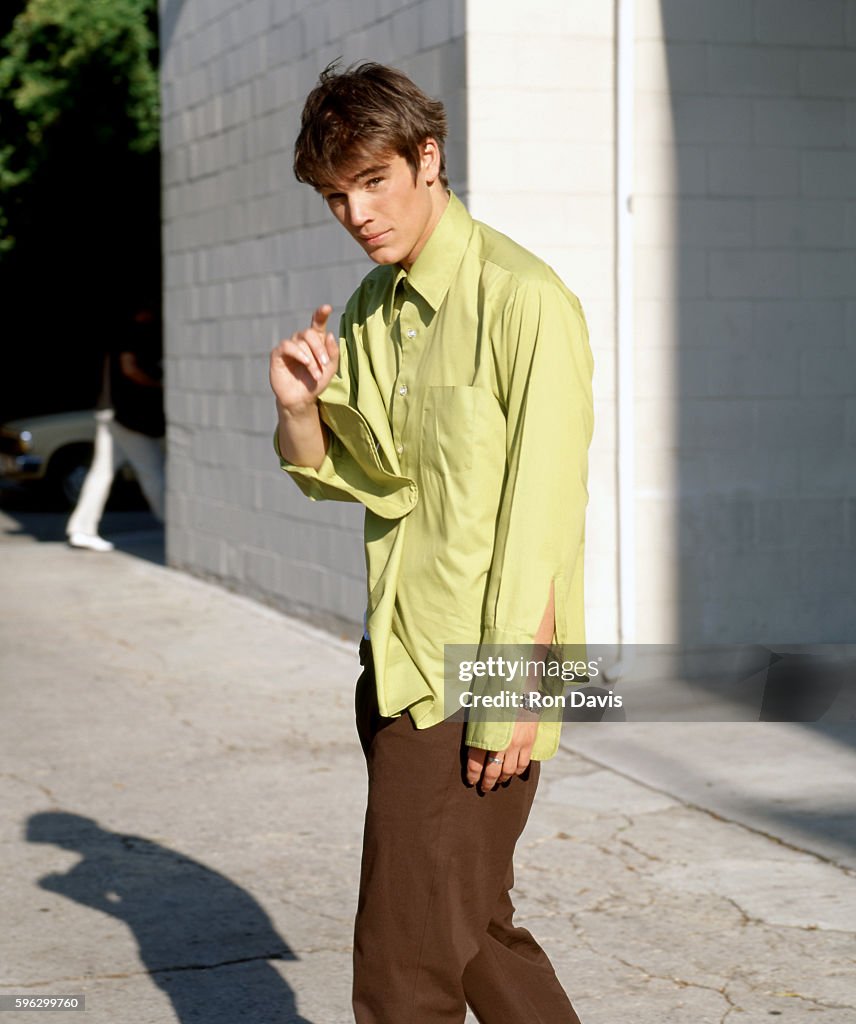 Actor Josh Hartnett Poses For A Portrait Circa 1997 In Los Angeles actor-josh-hartnett-poses-for-a-portrait-circa-1997-in-los-angeles