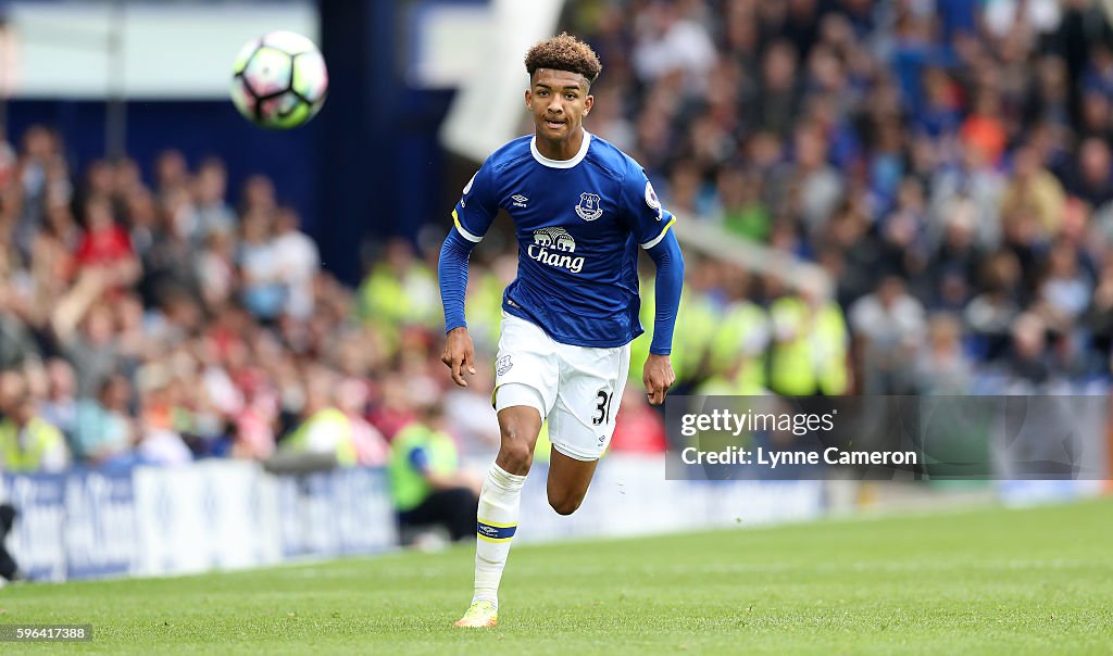 Everton v Stoke City - Premier League