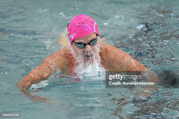 Yuliya Efimova of Russia competes in the 200m Women's Breaststroke Finals on day two of the FINA Swimming World Cup 2016 on August 27, 2016 in...