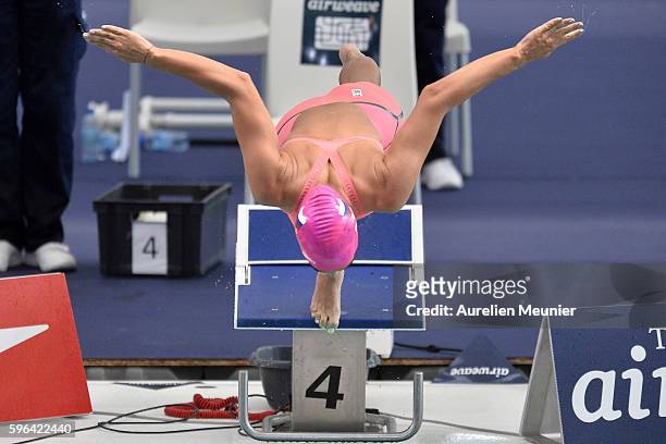 Yuliya Efimova of Russia competes in the 200m Women's Breaststroke Finals on day two of the FINA Swimming World Cup 2016 on August 27, 2016 in...