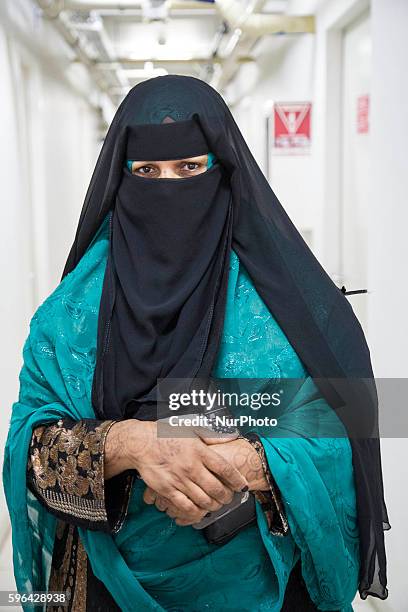 Female Nasro 11 Nasro Ali Stock Photos, High-Res Pictures, and Images - Getty Images