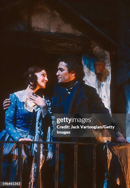 Canadian soprano Teresa Stratas and Spanish tenor Jose Carreras perform at the final dress rehearsal prior to the premiere of the Metropolitan...
