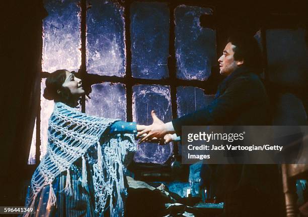 Canadian soprano Teresa Stratas and Spanish tenor Jose Carreras perform at the final dress rehearsal prior to the premiere of the Metropolitan...
