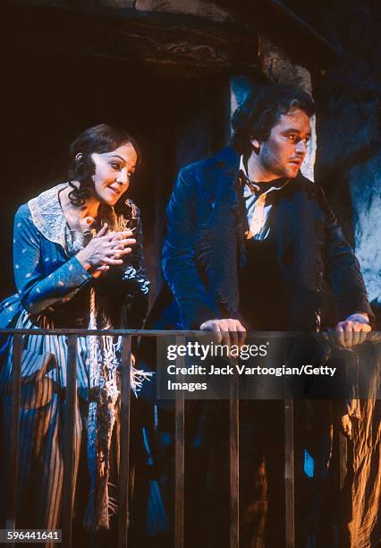 Canadian soprano Teresa Stratas and Spanish tenor Jose Carreras perform at the final dress rehearsal prior to the premiere of the Metropolitan...