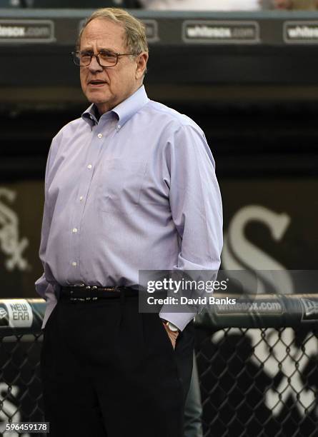 Jerry Reinsdorf on the field before a interleague game between the Chicago White Sox and the Philadelphia Phillies on August 24, 2016 at U.S....