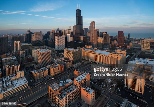 aerial, skyline of skyscrapers chicago il - chicago dusk stock pictures, royalty-free photos & images