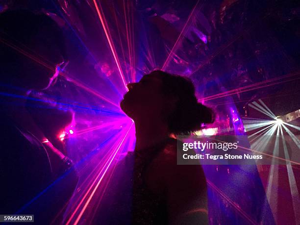 laser dance party - tanzfläche stock-fotos und bilder
