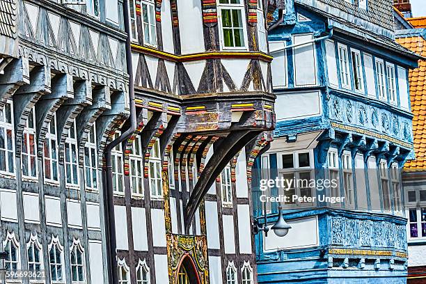 architectural feature of houses in goslar - goslar stockfoto's en -beelden