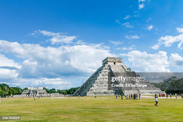 temple of kukulkan, usually known el castillo - zapotec people stock pictures, royalty-free photos & images