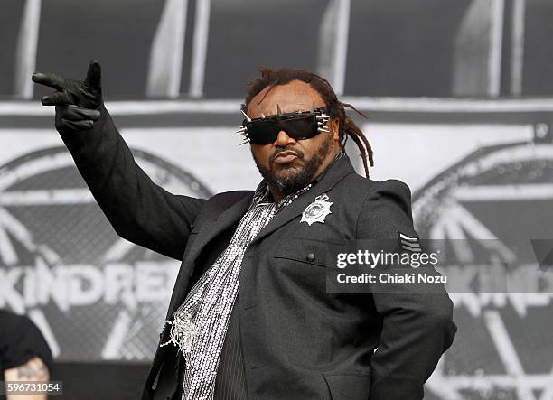 Benji Webbe of Skindred performs on Day 2 of Reading Festival at Richfield Avenue on August 27, 2016 in Reading, England.