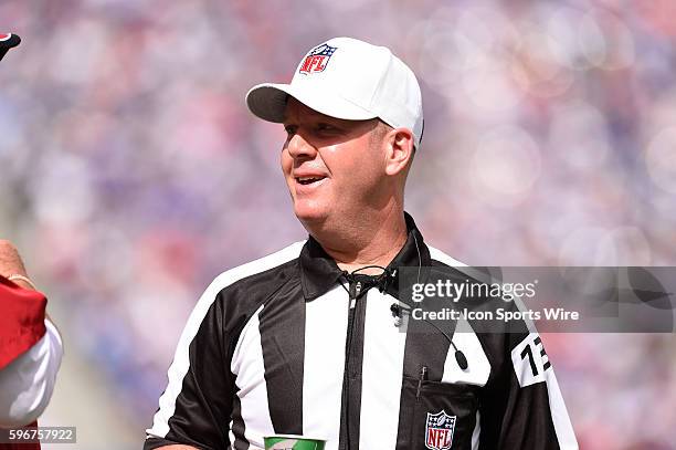 Referee John Parry during the second half of a NFC matchup between the Arizona Cardinals and the New York Giants at MetLife Stadium in East...