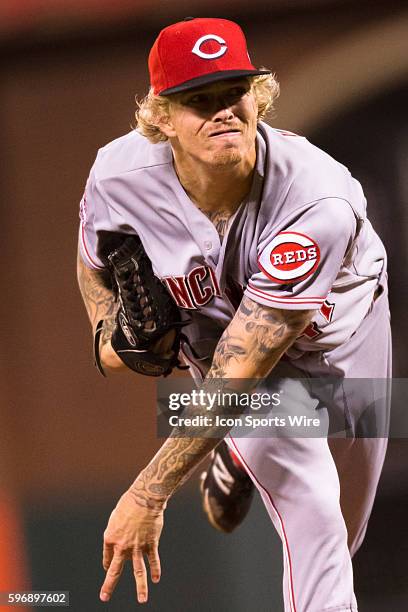 September 15, 2015; San Francisco, California, USA; Cincinnati Reds starting pitcher John Lamb pitching in the first inning during the game between...