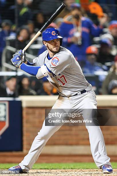 Chicago Cubs third baseman Kris Bryant works out a walk against New York Mets relief pitcher Jeurys Familia [7925] during the eighth inning of the...