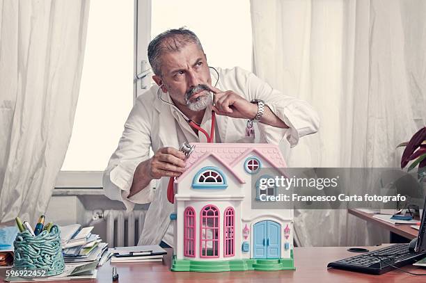 doctor house - irony stock pictures, royalty-free photos & images