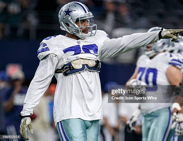 Dallas Cowboys Defensive End Greg Hardy [11364] during the NFL regular season game game between the Dallas Cowboys and the Philadelphia Eagles at...