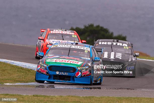 Chaz Mostert of the Pepsi Max Crew, Andre Heimgartner of Super Black Racing and James Courtney of the Holden Racing Team during qualifying for the V8...