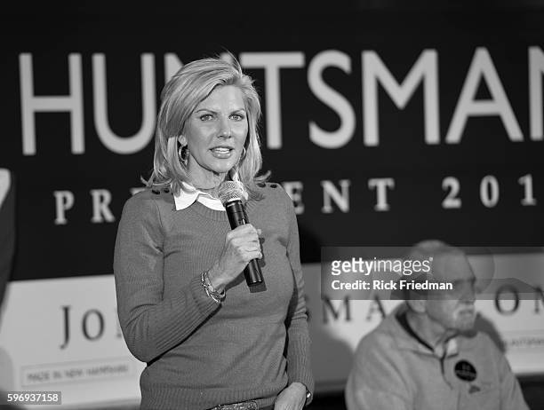 Mary Kaye Huntsman, wife of Republican presidential candidate, Jon Huntsman speaking at a town hall meeting at Pelham, NH Town Hall on December 28,...