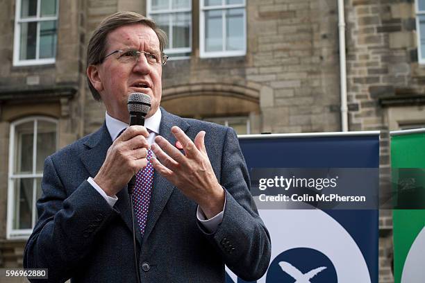 British Labour Party politician Lord George Robertson, addressing supporters at a No Thanks anti-Scottish independence event in the Grassmarket,...