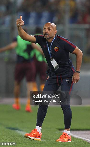 Roma head coach Luciano Spalletti gestures during the UEFA Champions League qualifying playoff round second leg match between AS Roma and FC Porto at...