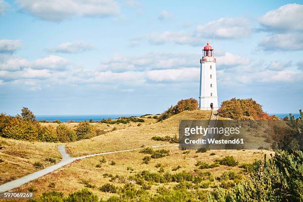 germany, mecklenburg-western pomerania, hiddensee, dornbusch, view to landscape and lighthouse - hiddensee photos et images de collection