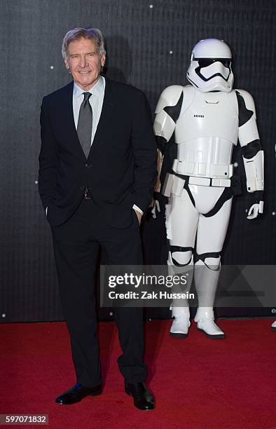 Harrison Ford arriving at the European premiere of "Star Wars - The Force Awakens" in Leicester Square, London