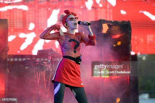Grymes Grimes Musician Photos and Premium High Res Pictures - Getty Images