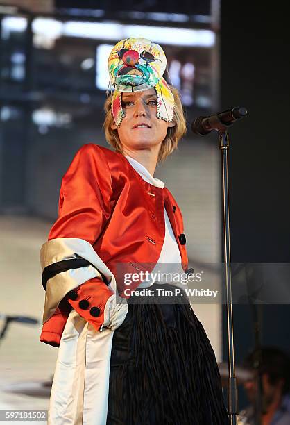 Roisin Murphy performs on the main stage on day three during The Big Feastival at Alex James' Farm on August 28, 2016 in Kingham, Oxfordshire.