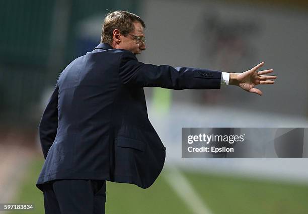 Head coach Oleg Kononov of FC Krasnodar gestures during the Russian Premier League match between FC Krasnodar and FC Lokomotiv Moscow at the Kuban...