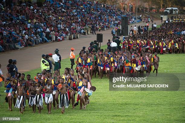 Maidens sing and dance during the annual royal Reed Dance at the Ludzidzini Royal palace on August 28, 2016 in Lobamba, Swaziland. Umhlanga, or Reed...