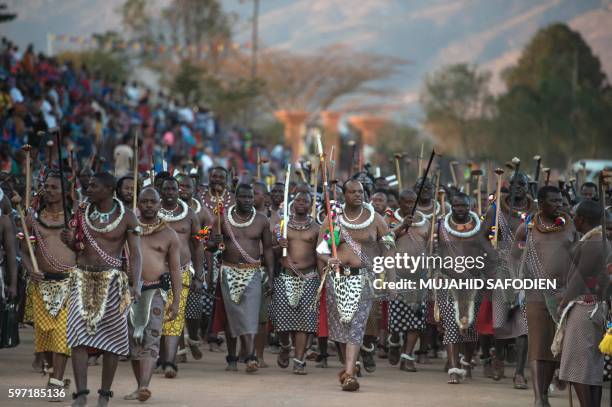 King Mswati III of Swaziland arrives at the annual royal Reed Dance at the Ludzidzini Royal palace on August 28, 2016 in Lobamba, Swaziland....