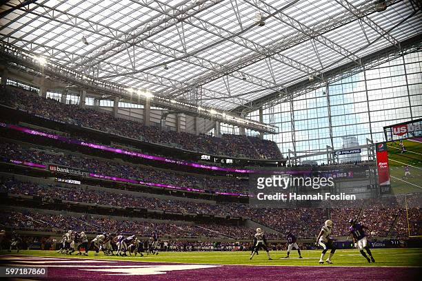 The Minnesota Vikings offense runs a play against the San Diego Chargers defense during the fourth quarter of the game on August 28, 2016 at US Bank...