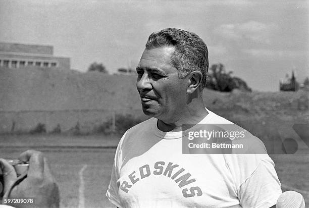 Vince Lombardi invited more than 50 of his Washington Redskins to four days of skull sessions and drills at Georgetown University.
