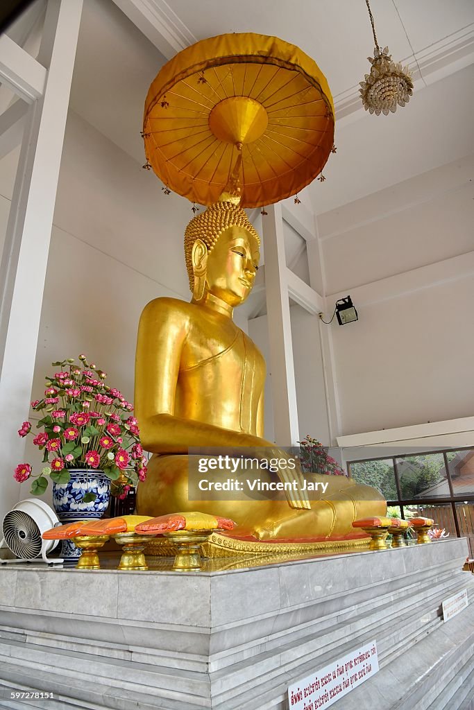 Gold buddha at wat saket bangkok