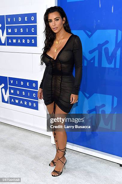 Kim Kardashian West attends the 2016 MTV Video Music Awards at Madison Square Garden on August 28, 2016 in New York City.