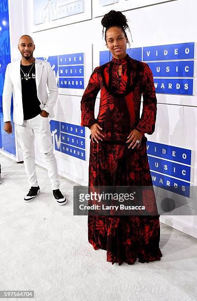 Swizz Beatz and Alicia Keys attend the 2016 MTV Video Music Awards on August 28, 2016 in New York City.
