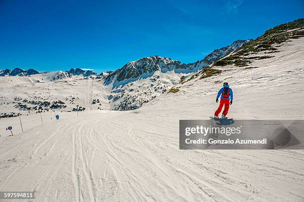 grandvalira ski resort in andorra - andorra people stock pictures, royalty-free photos & images