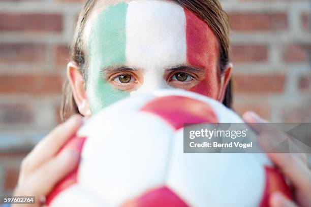 italian soccer fan - italy football stock pictures, royalty-free photos & images