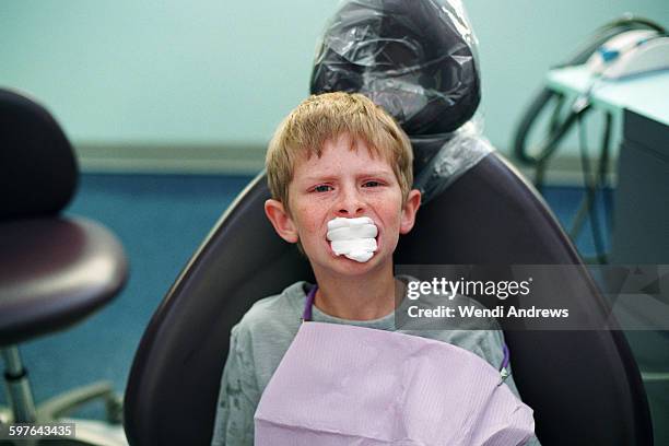 at the dentist - fluor stockfoto's en -beelden