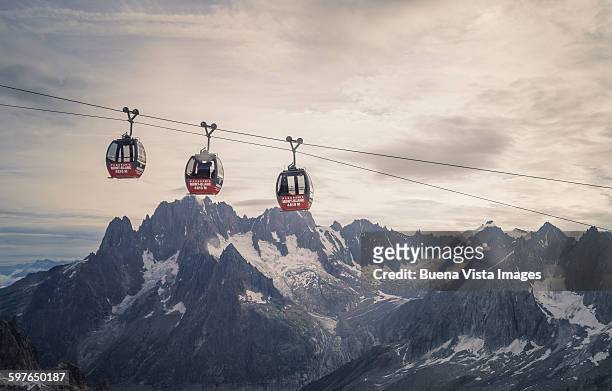 cable car in the alps - chamonix bildbanksfoton och bilder
