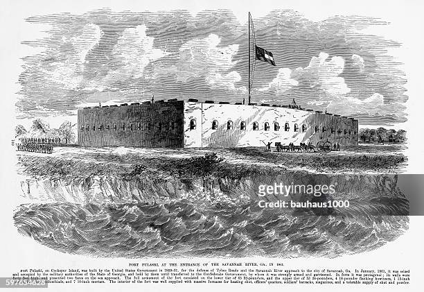 fort pulaski, savannah river, georgia, 1861 bürgerkrieg gravur - savannah georgia stock-grafiken, -clipart, -cartoons und -symbole