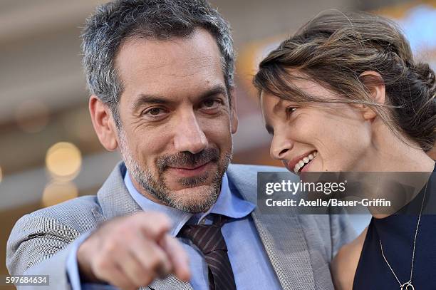 Director Todd Phillips arrives at the premiere of Warner Bros. Pictures' 'War Dogs' at TCL Chinese Theatre on August 15, 2016 in Hollywood,...